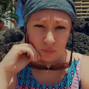 Meet your Posher, Marisa